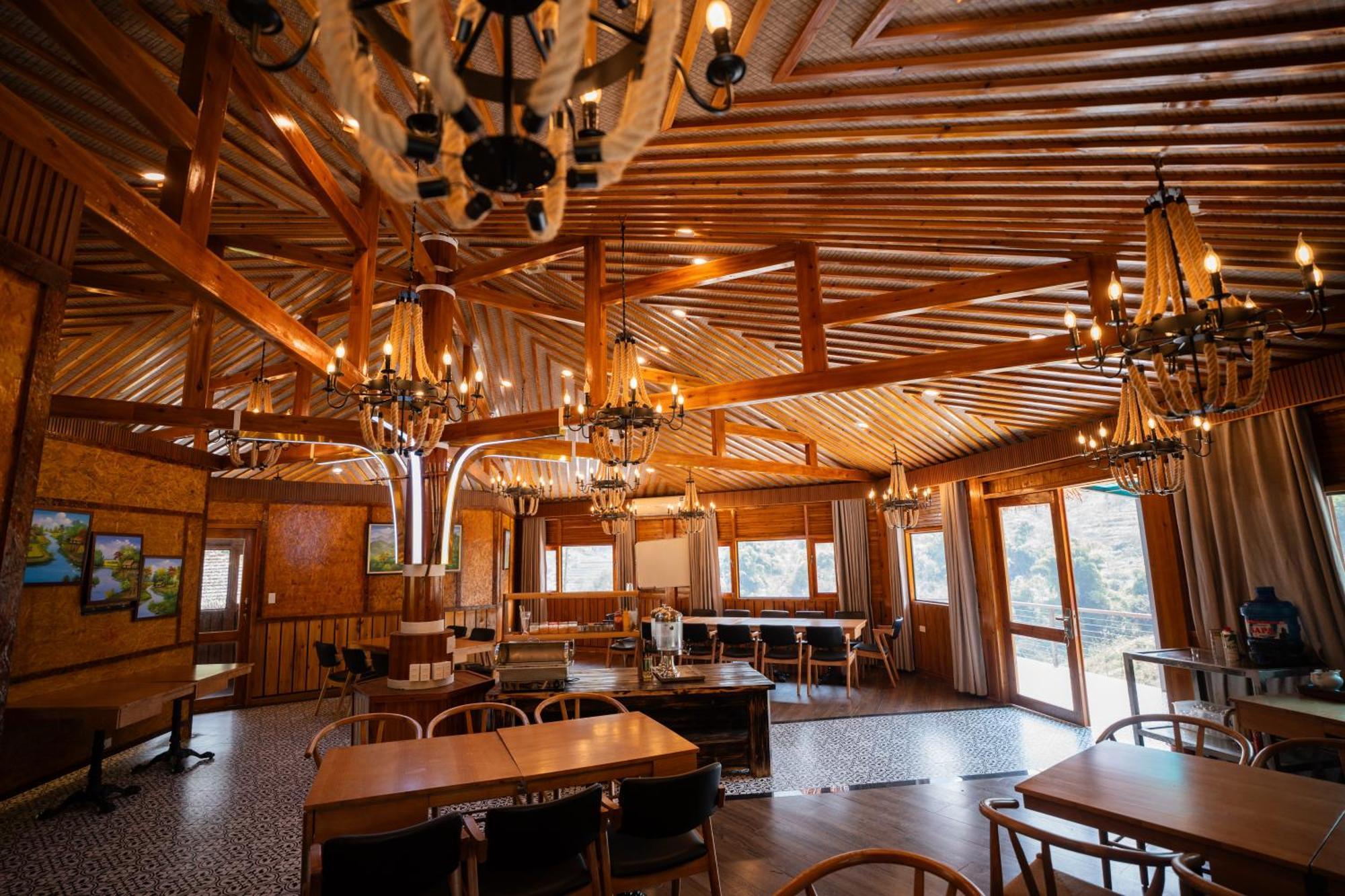 Sinai Bungalow & Hotel Sapa Екстериор снимка