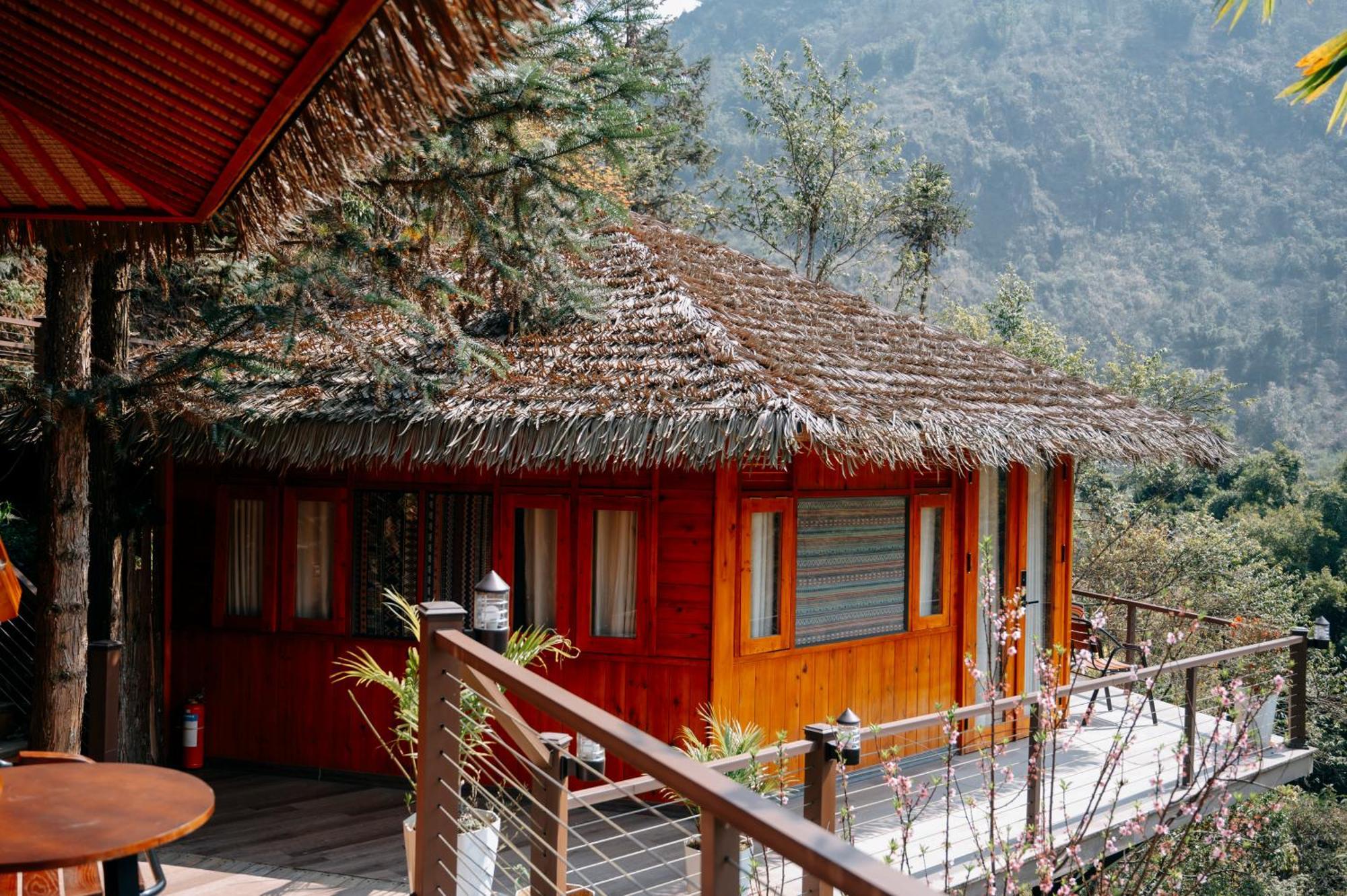 Sinai Bungalow & Hotel Sapa Екстериор снимка